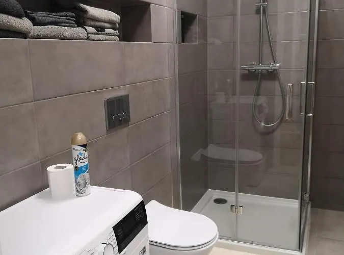 Nowoczesny Na Promenadach Wroclawskich *